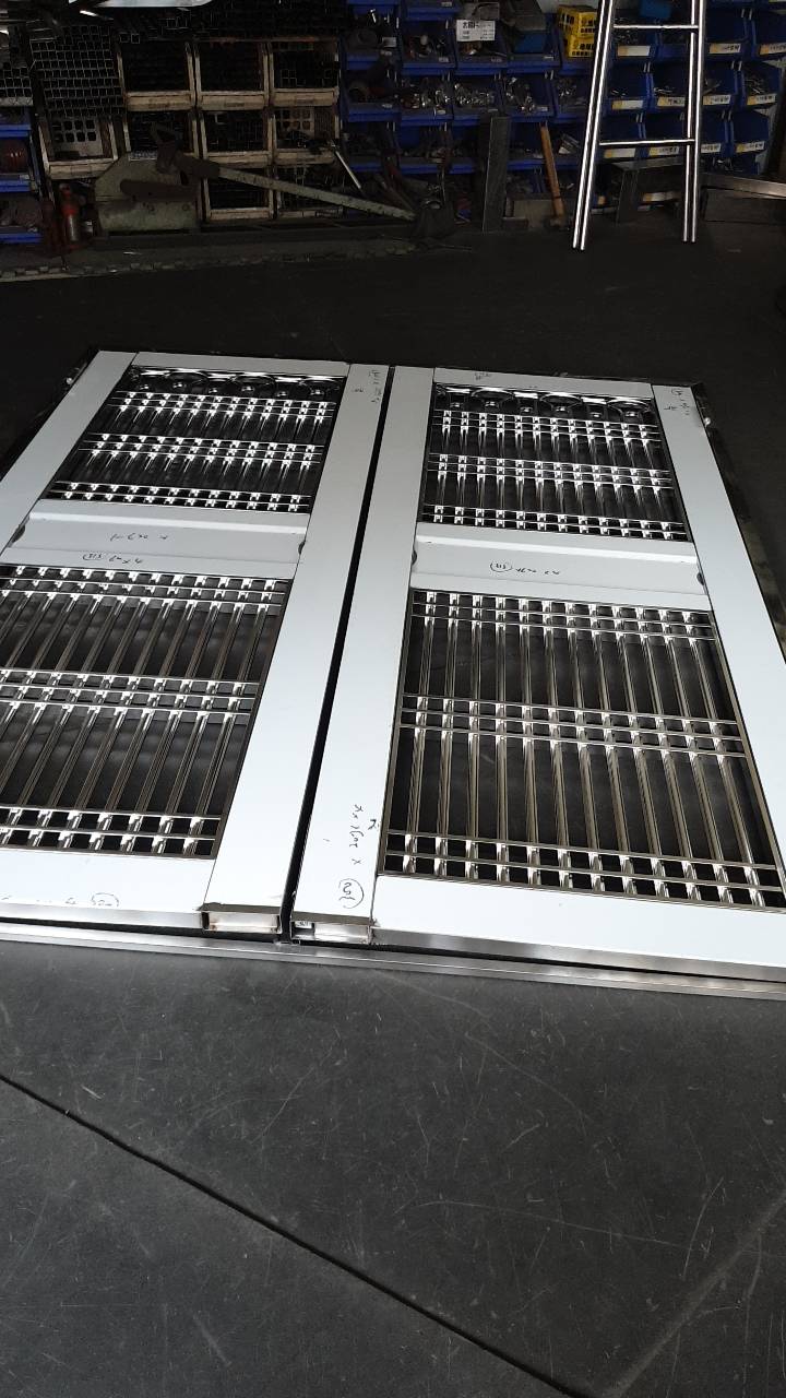 台中不銹鋼防盜門