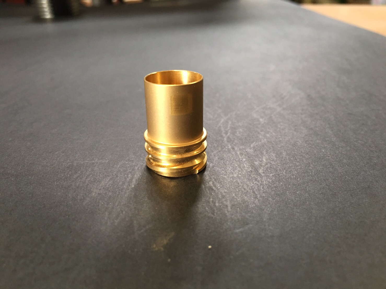 電子零件-局部遮蔽噴砂