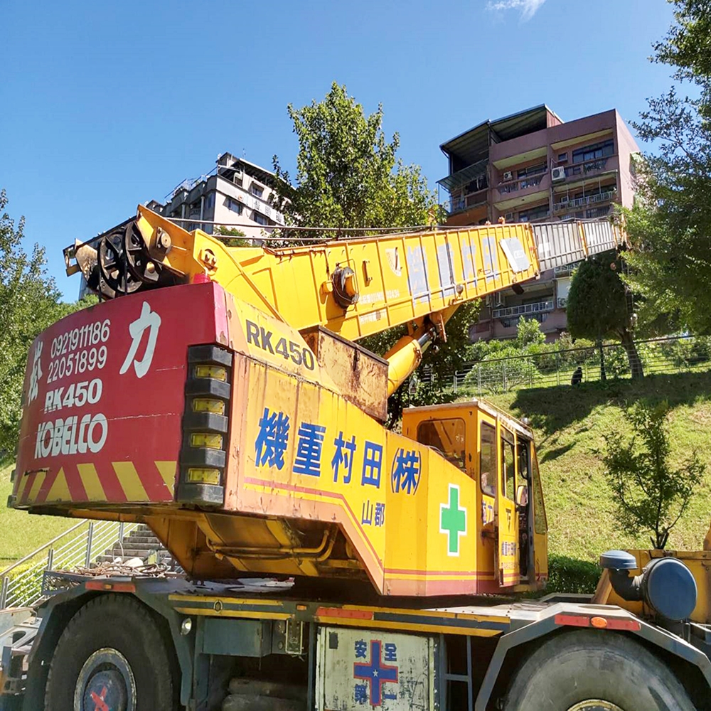 全油壓式吊車起重工程