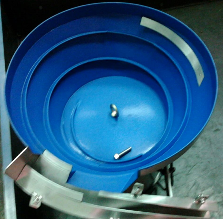 斜盤-震動整列送料機設計製造