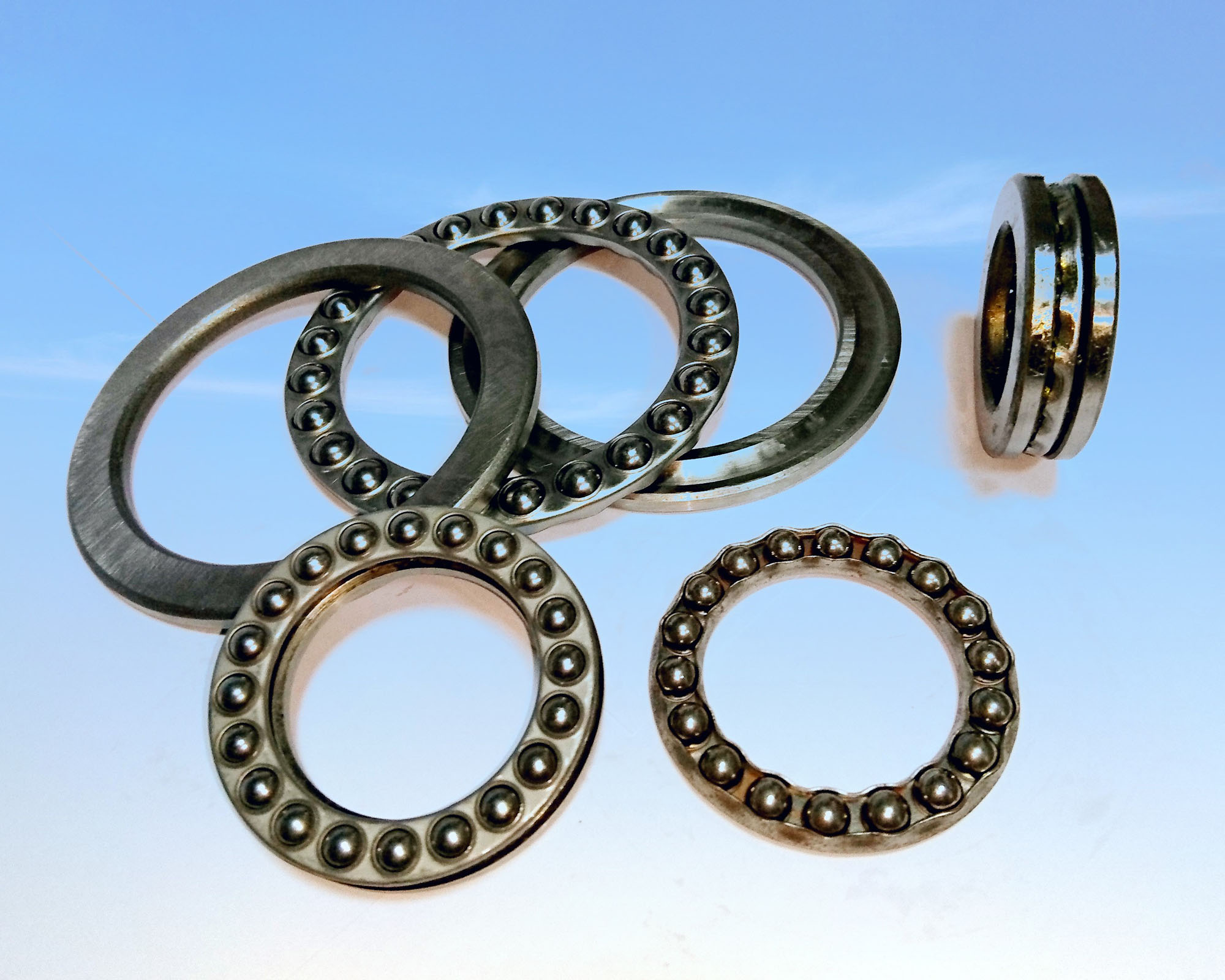 平面軸承(止推滾珠軸承)