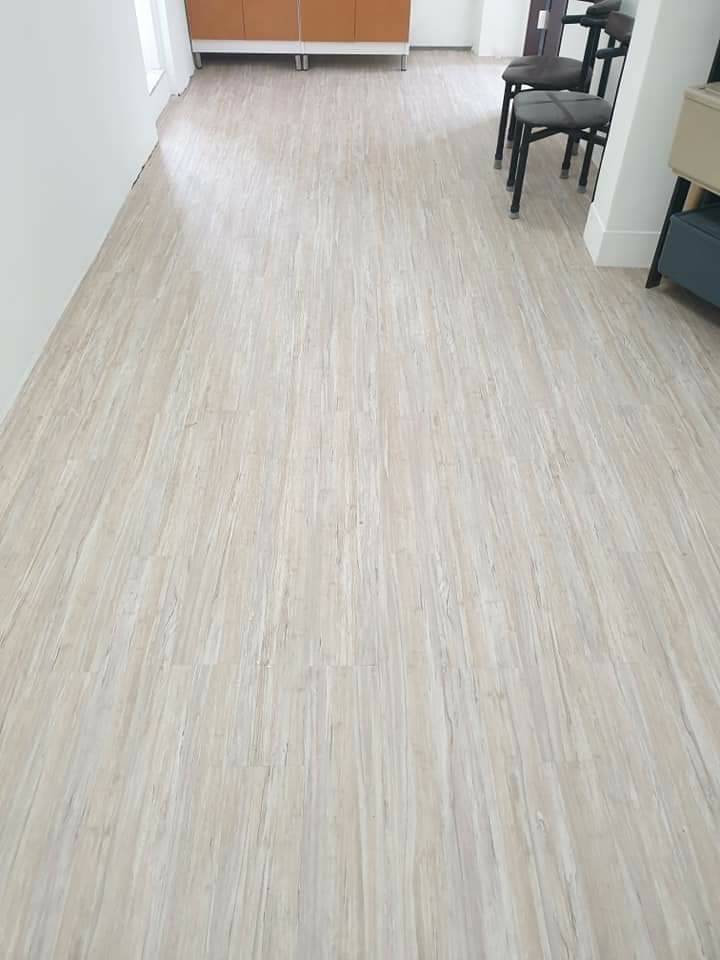 PVC長條塑膠地磚