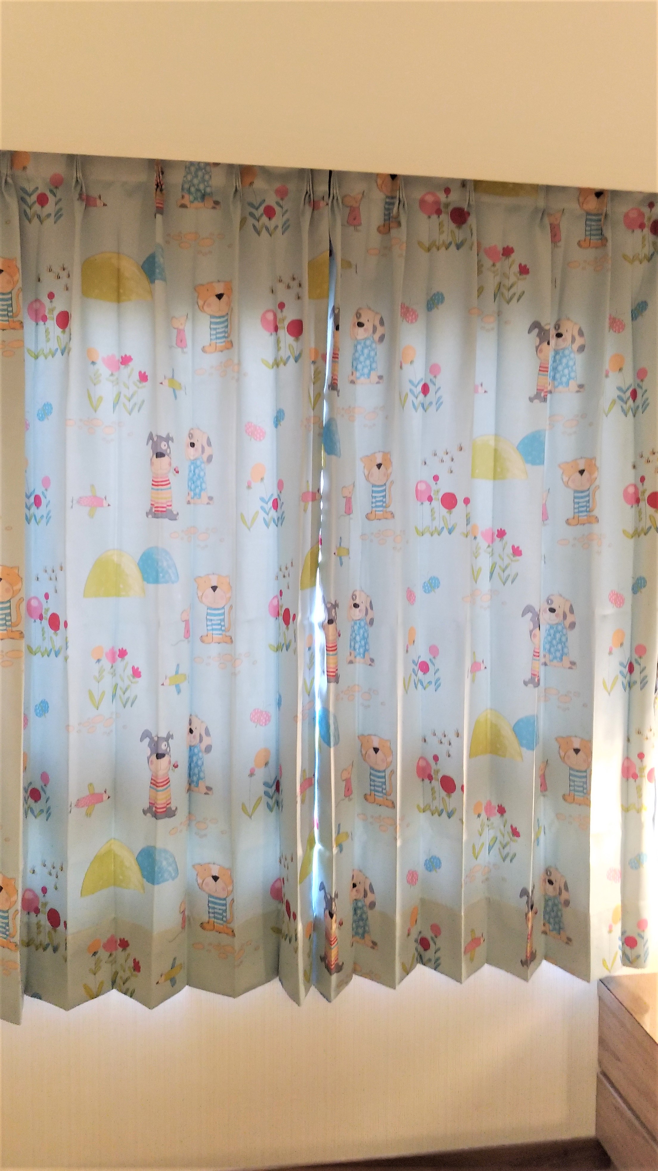 兒童房窗簾