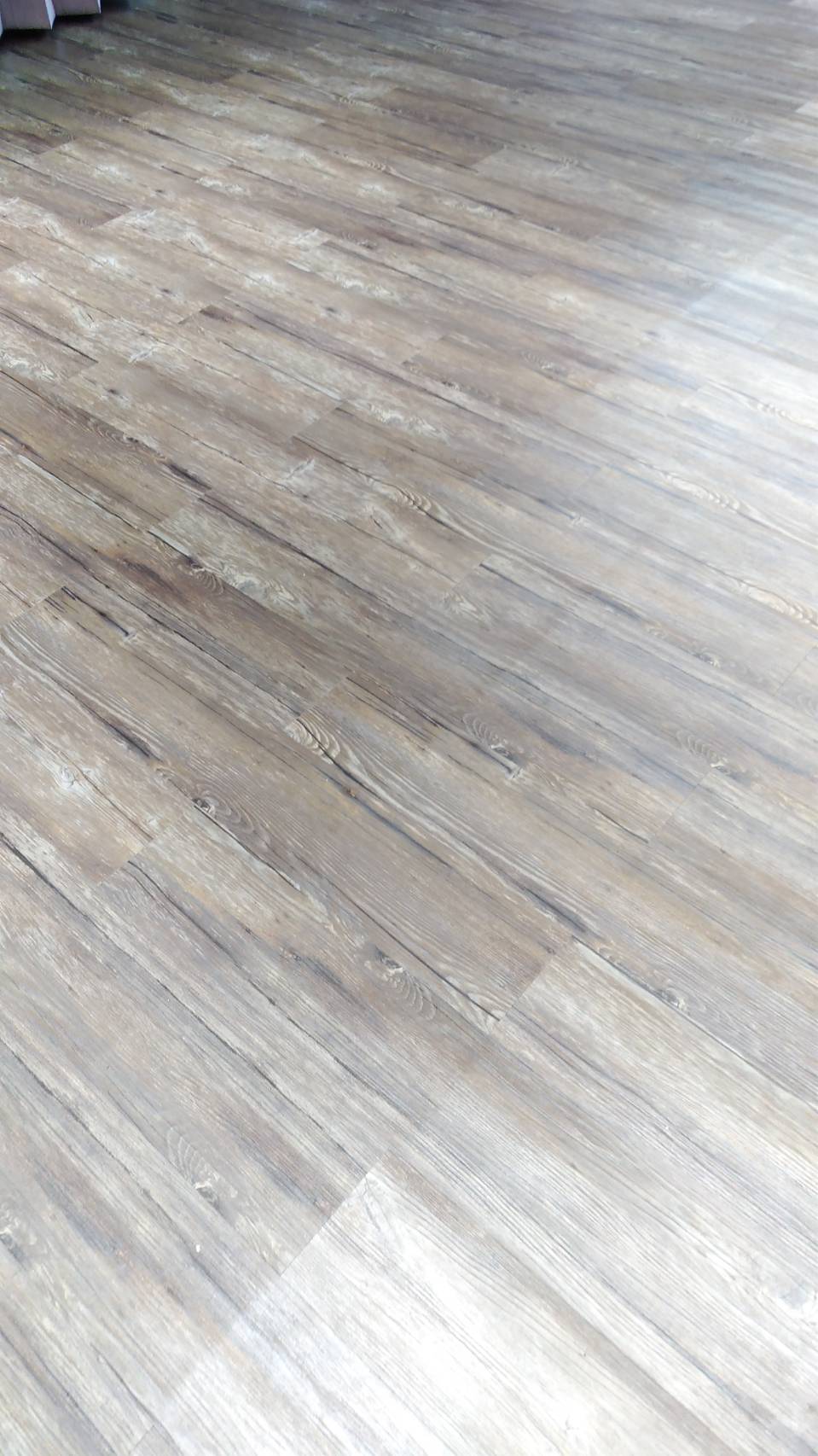 PVC長條塑膠地磚