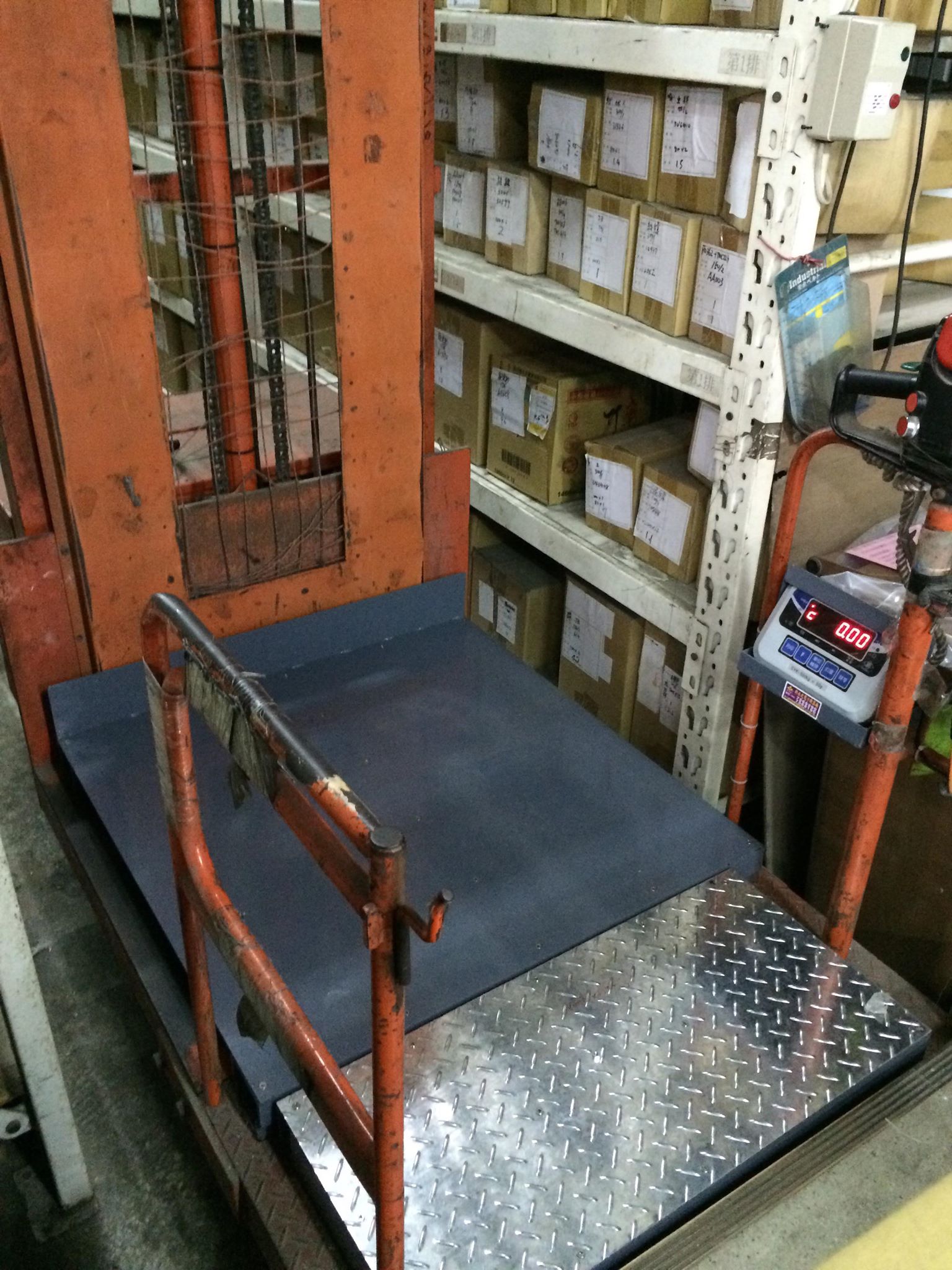 倉儲升降機秤重系統製造