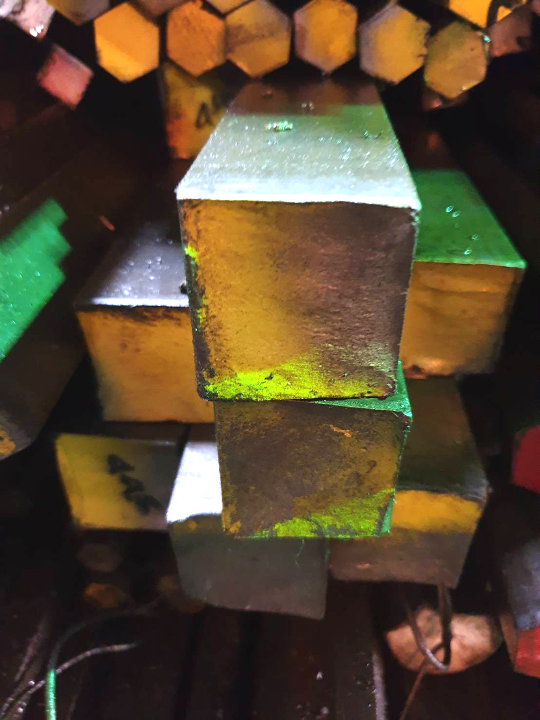 光面四角中碳、鐵心