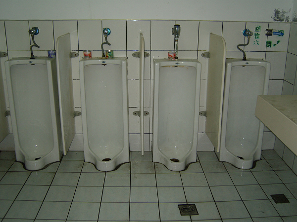 花蓮通小便斗疏通03-8335545