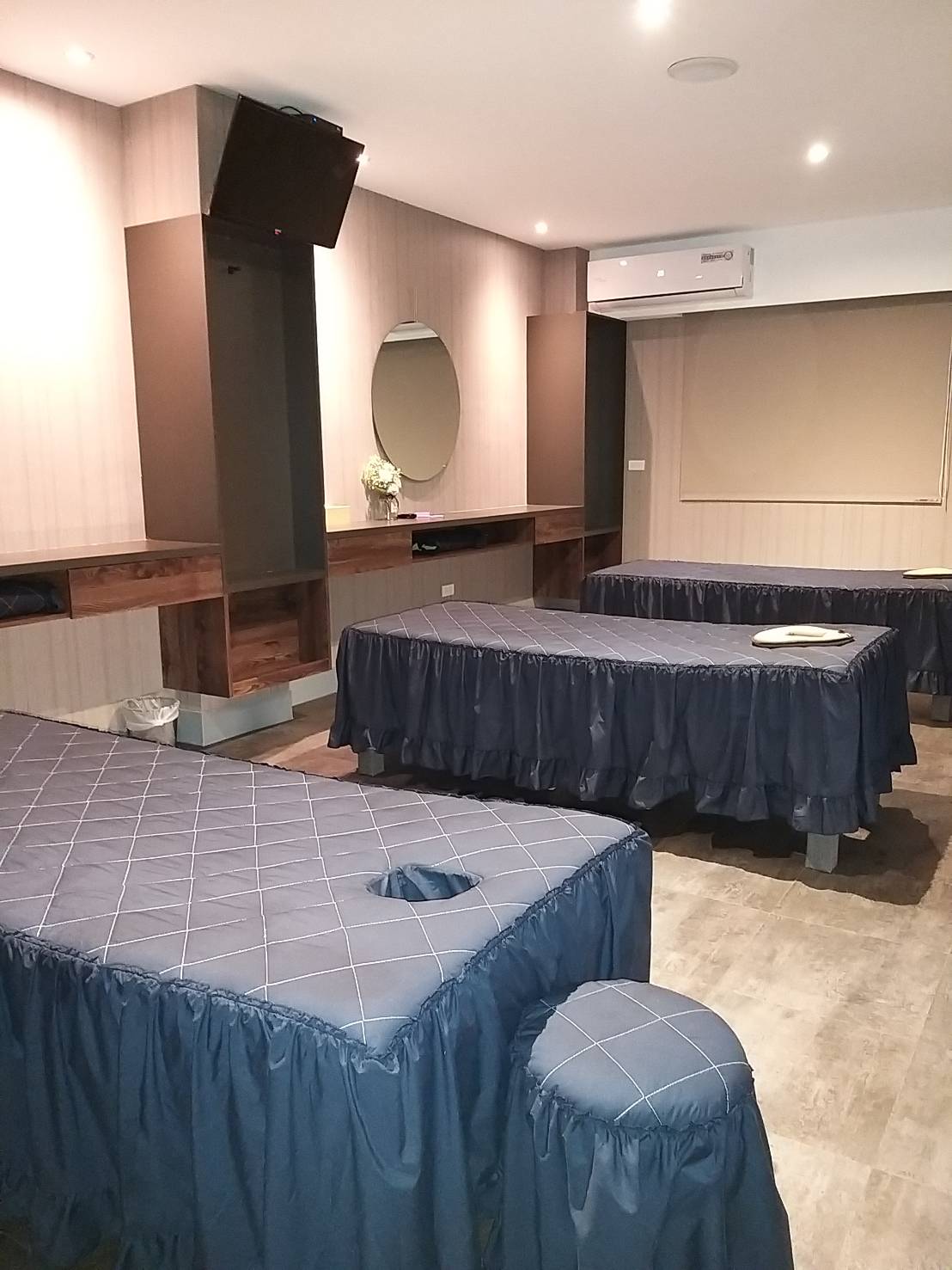 沐足足體養生館