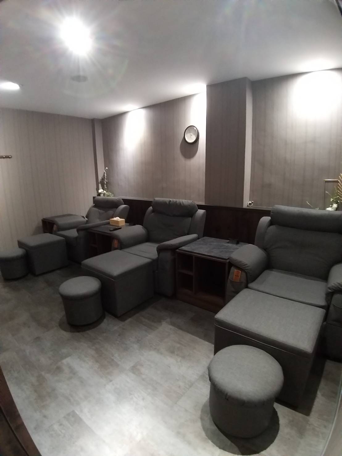 沐足足體養生館