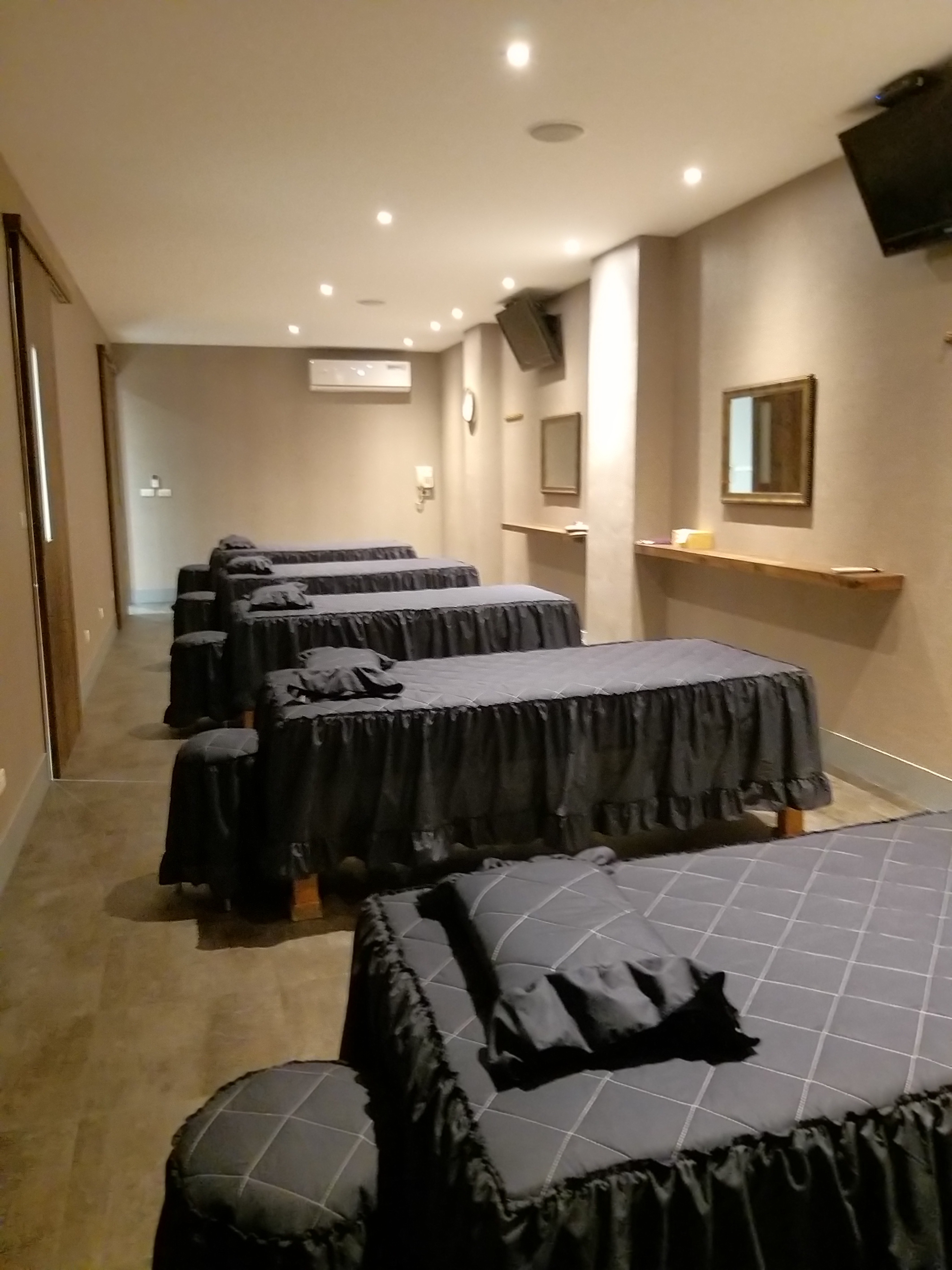 嘉義沐足足體養生館｜全身油壓、腳底按摩、SPA舒壓療程