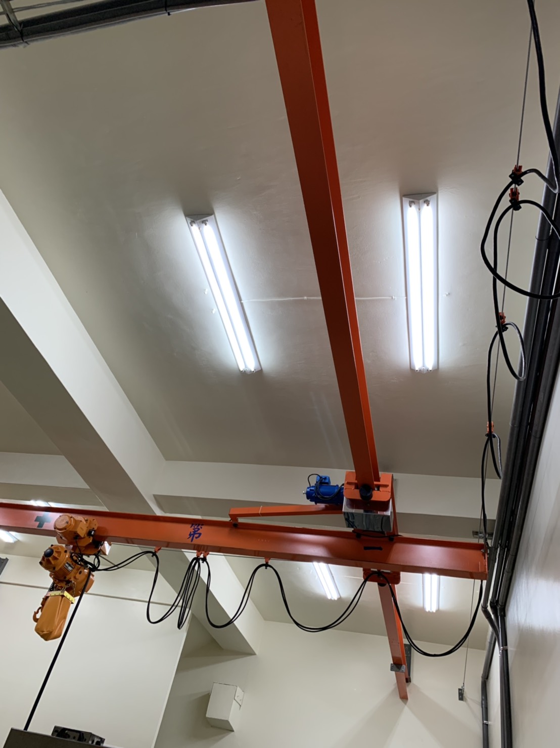 台南懸吊式天車