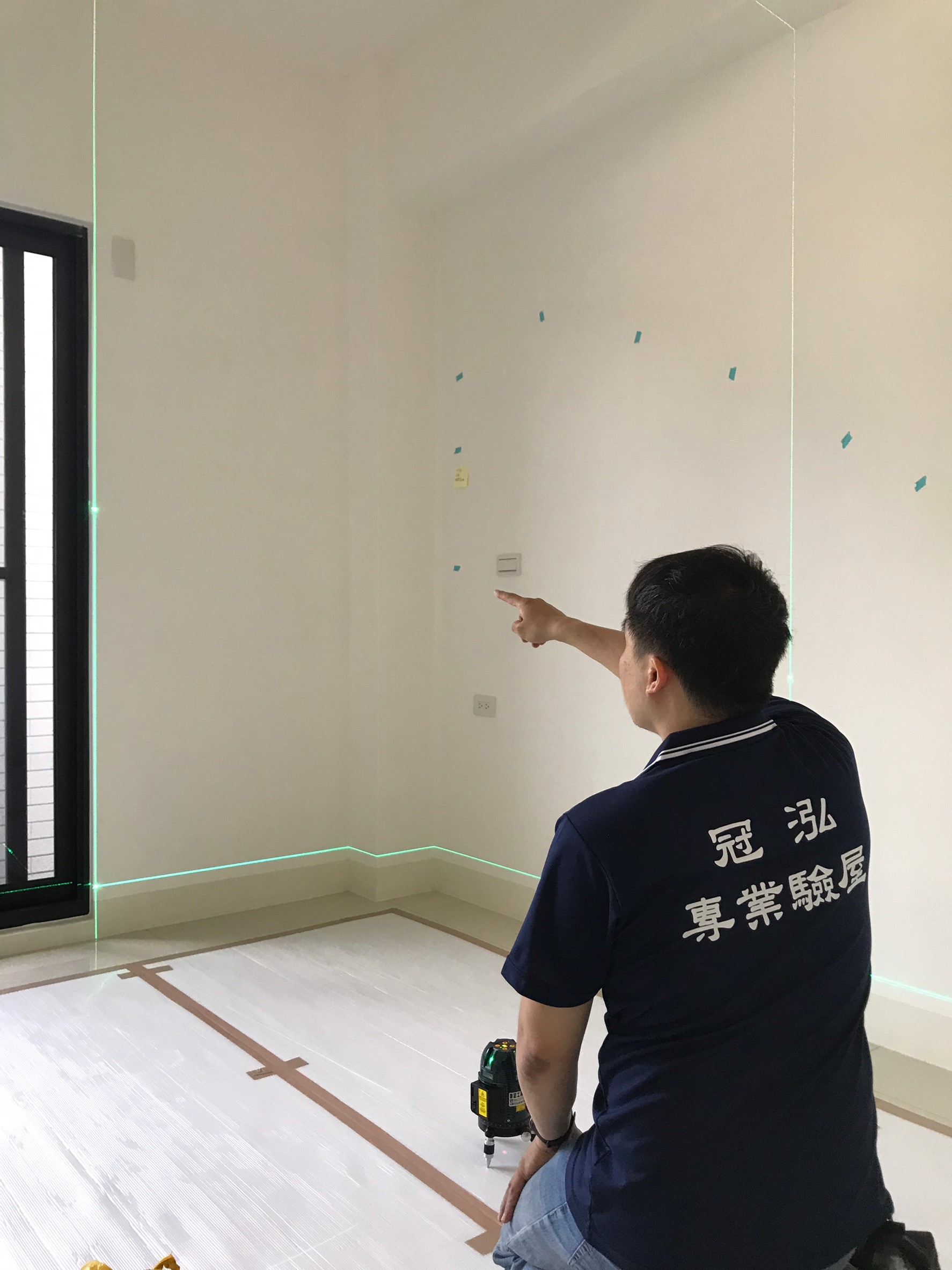 雷射水平墨線儀