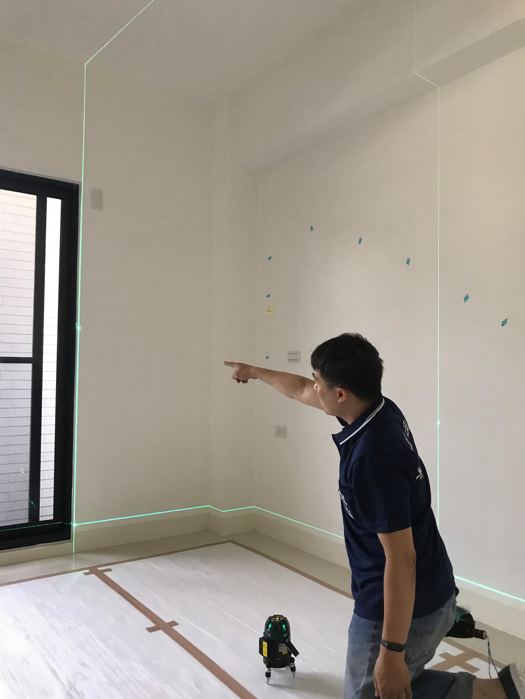 雷射水平墨線儀