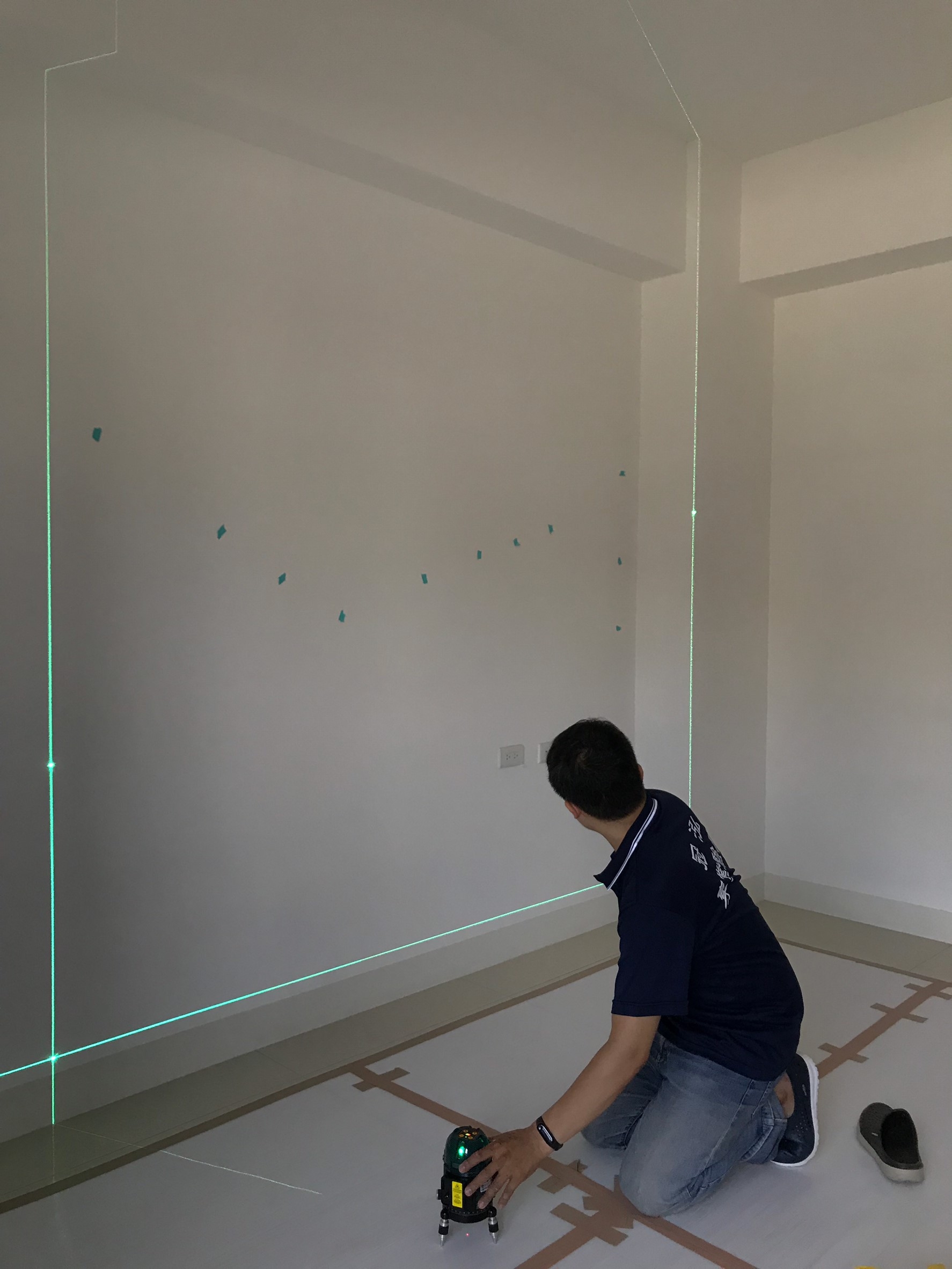 雷射水平墨線儀