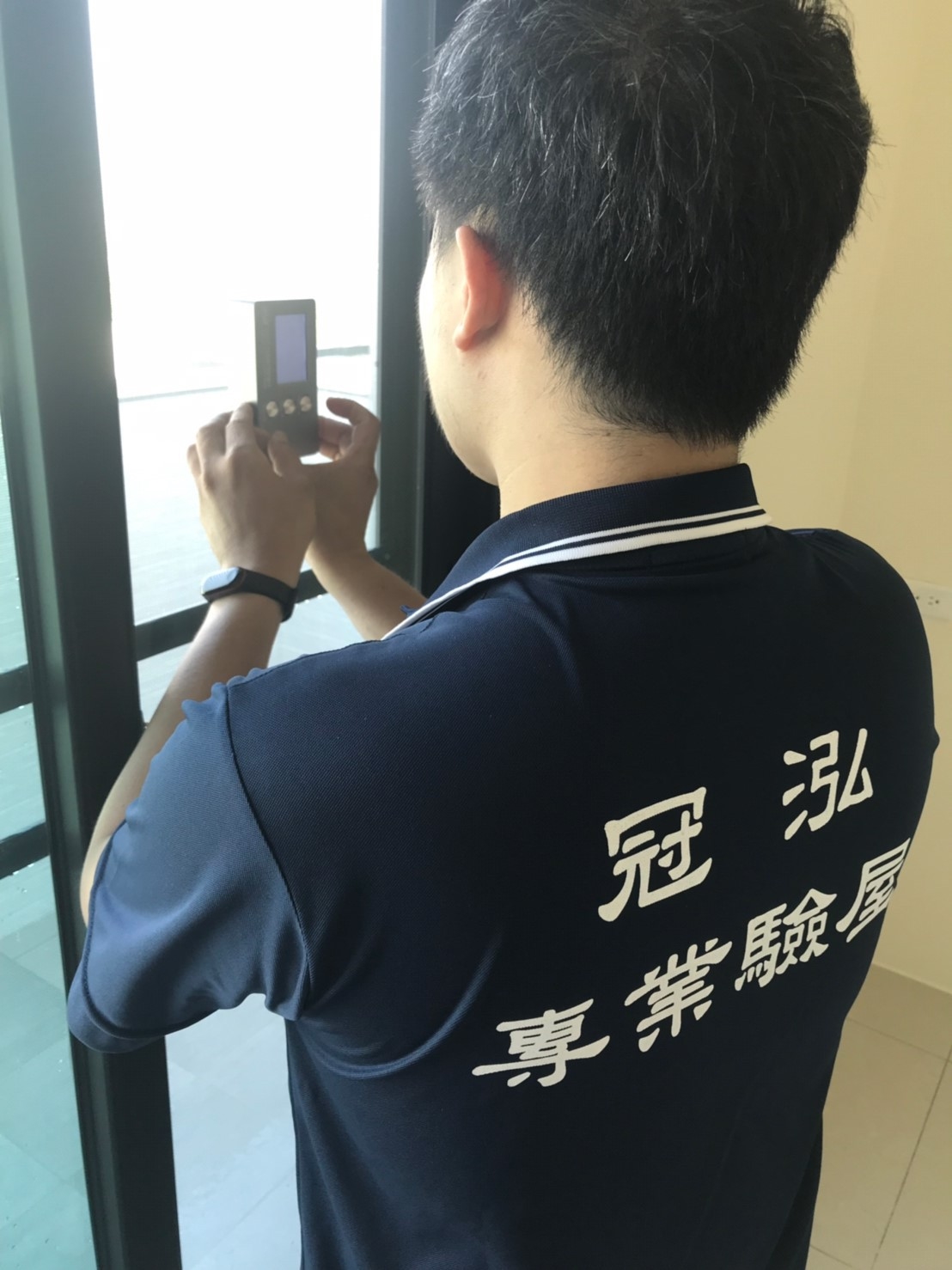 玻璃測厚儀檢查窗戶玻璃厚度案例&nbsp;