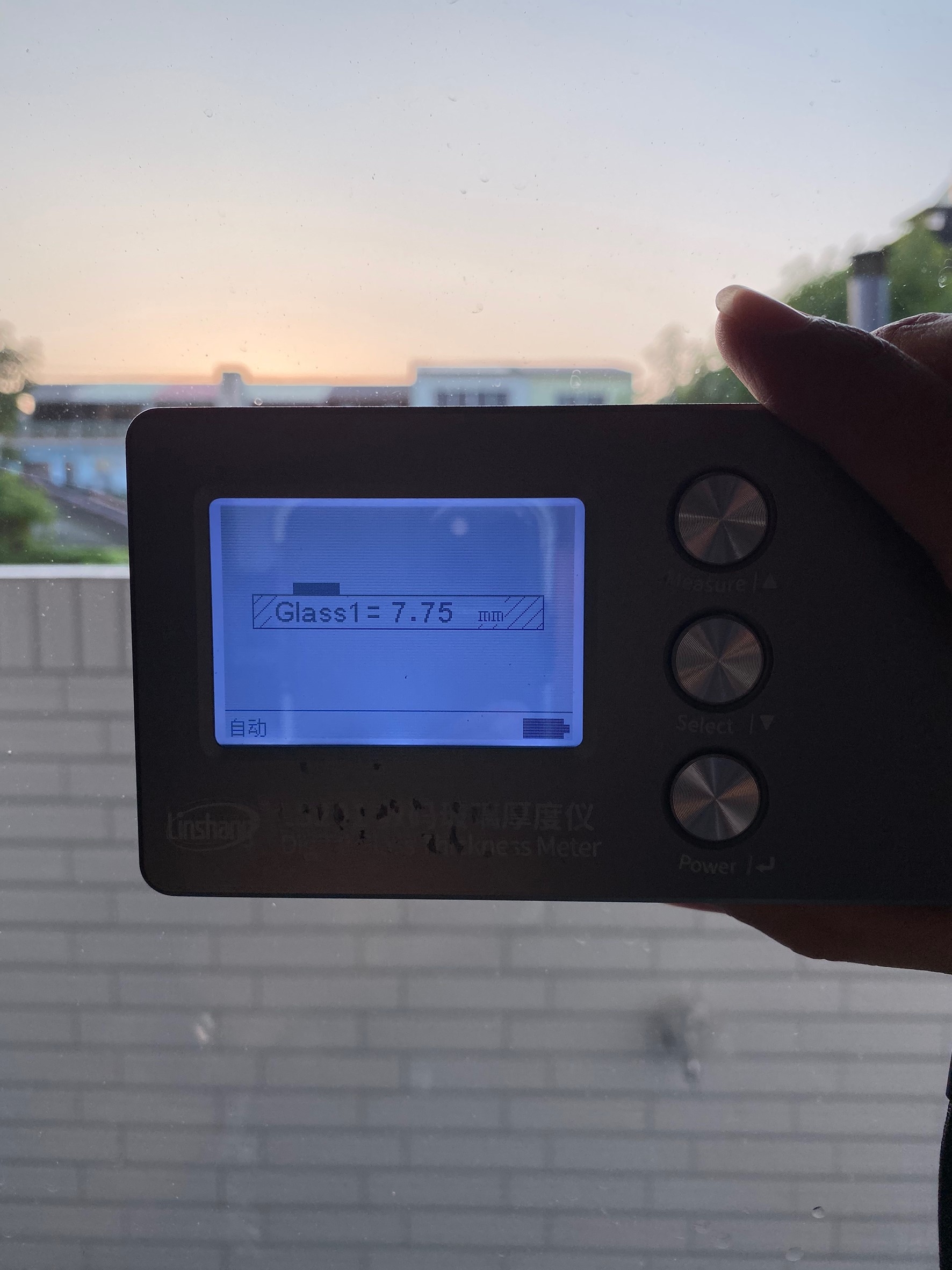 玻璃測厚儀檢查窗戶玻璃厚度案例&nbsp;