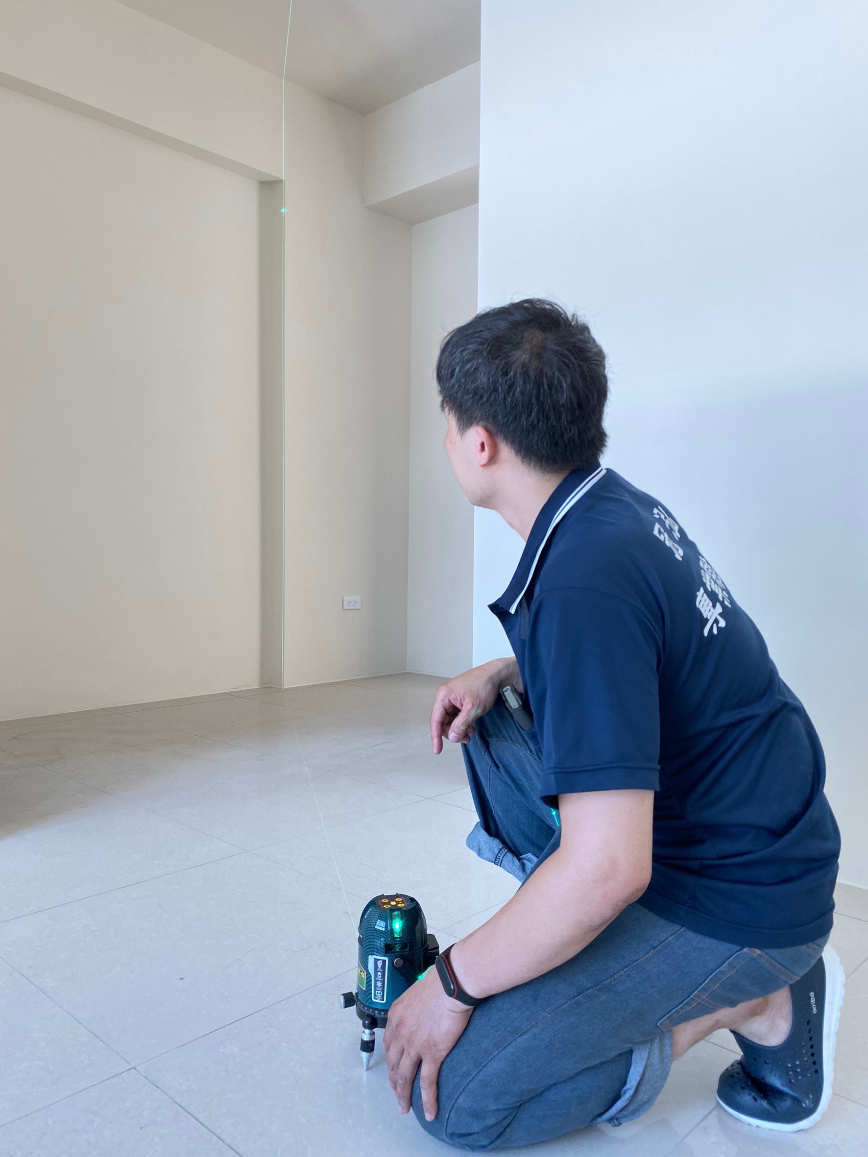 雷射水平墨線儀