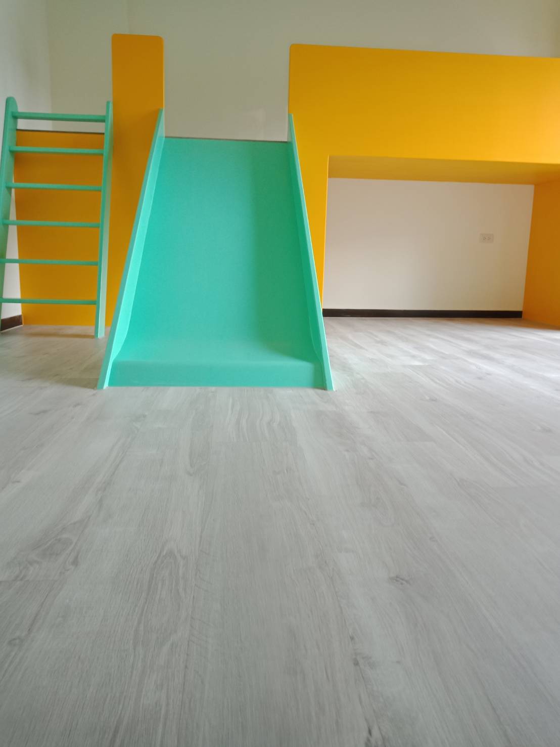 超耐磨地板工程