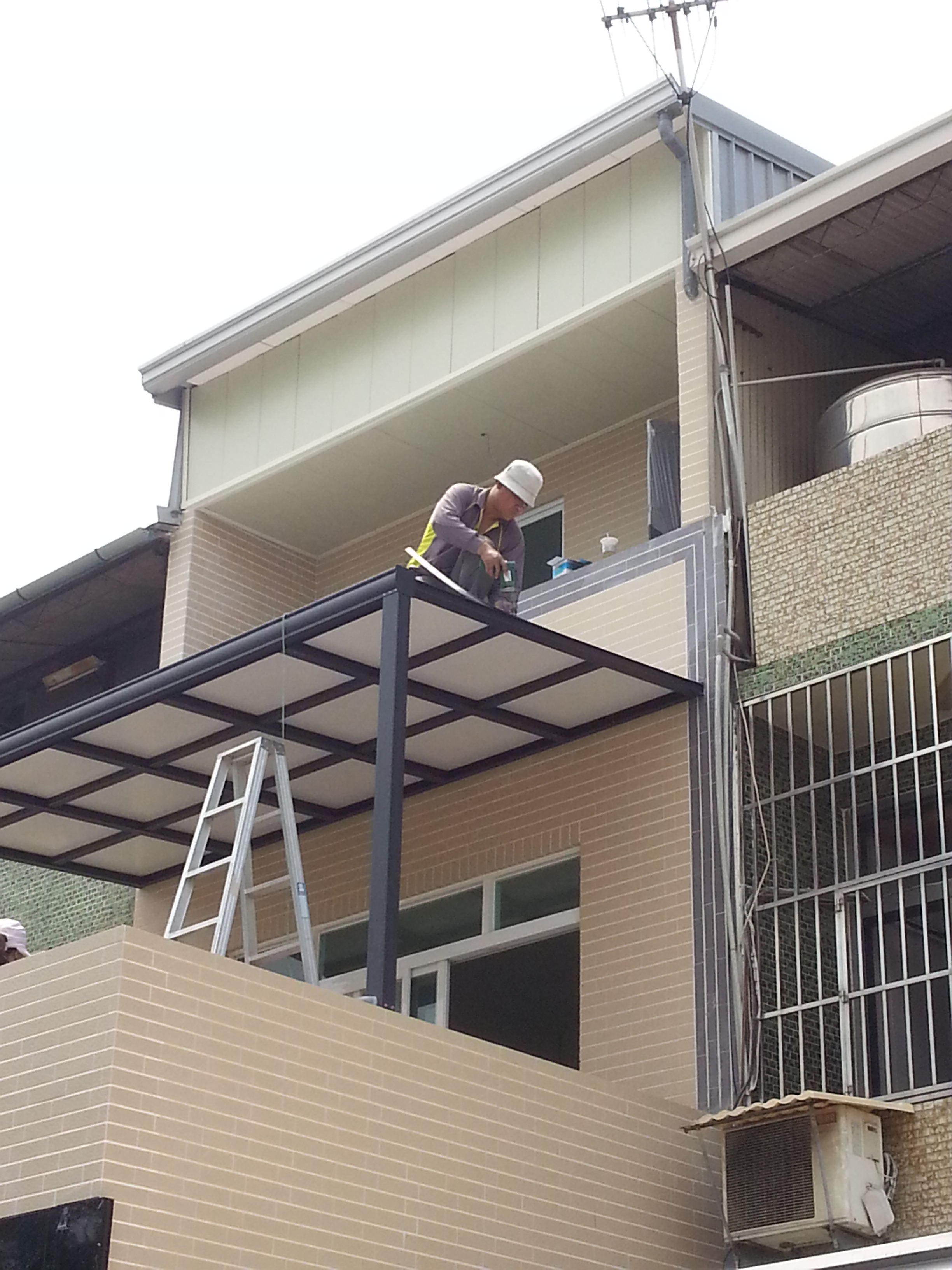 鐵厝採光罩工程