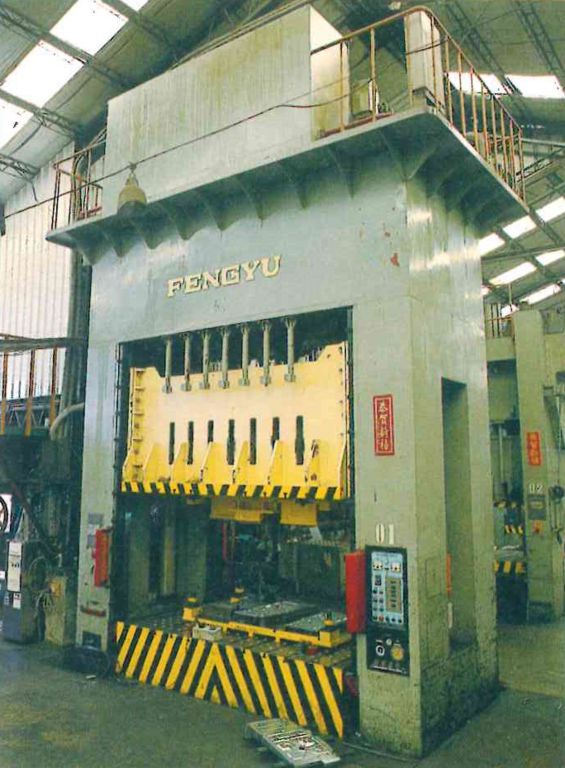 100噸油壓機-順盛工業股份有限公司