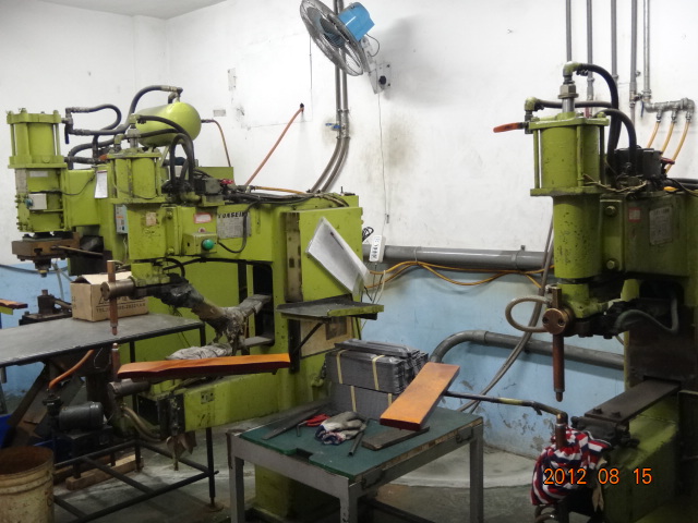 點焊機-順盛工業股份有限公司