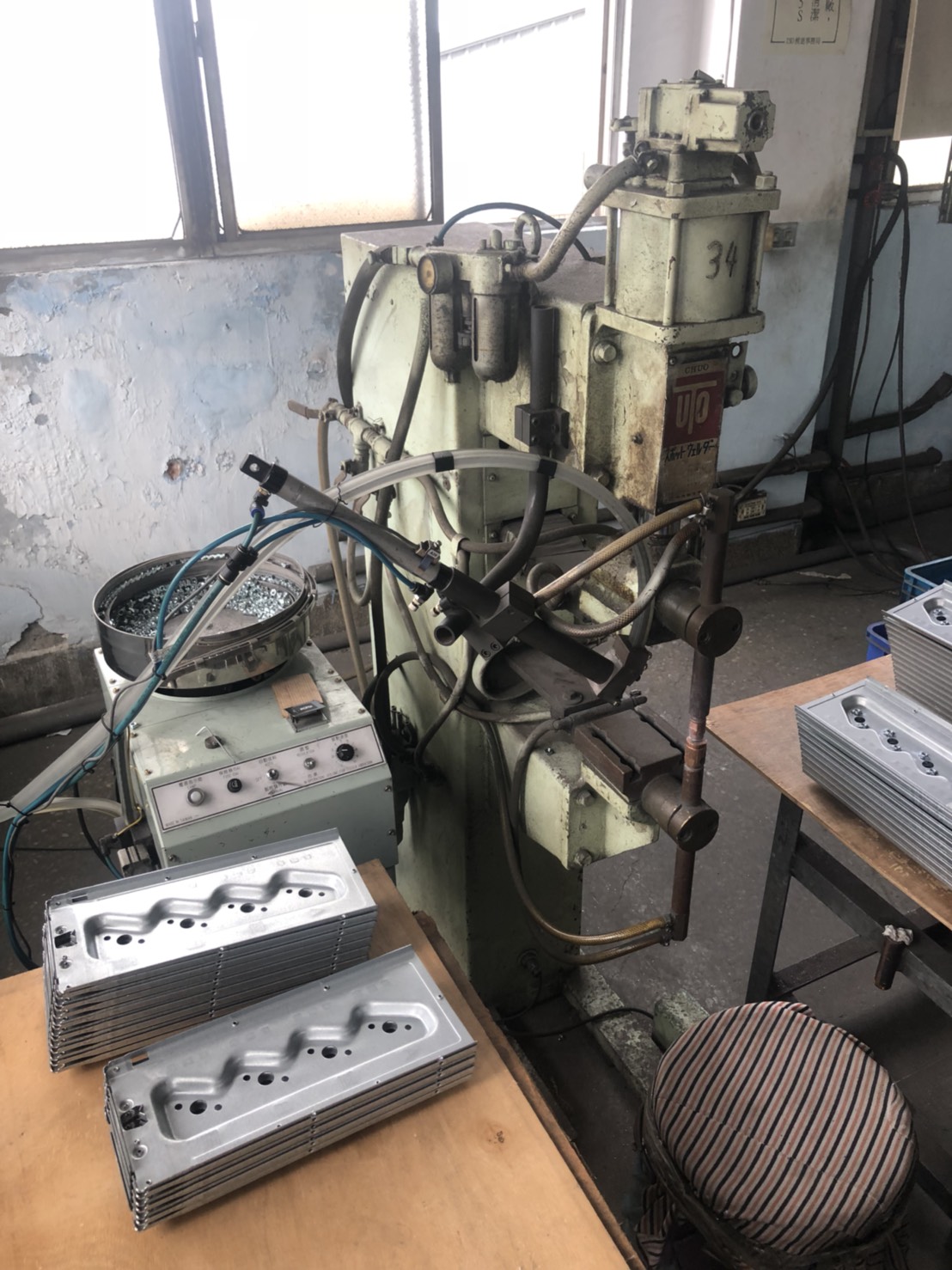 點焊機-順盛工業股份有限公司