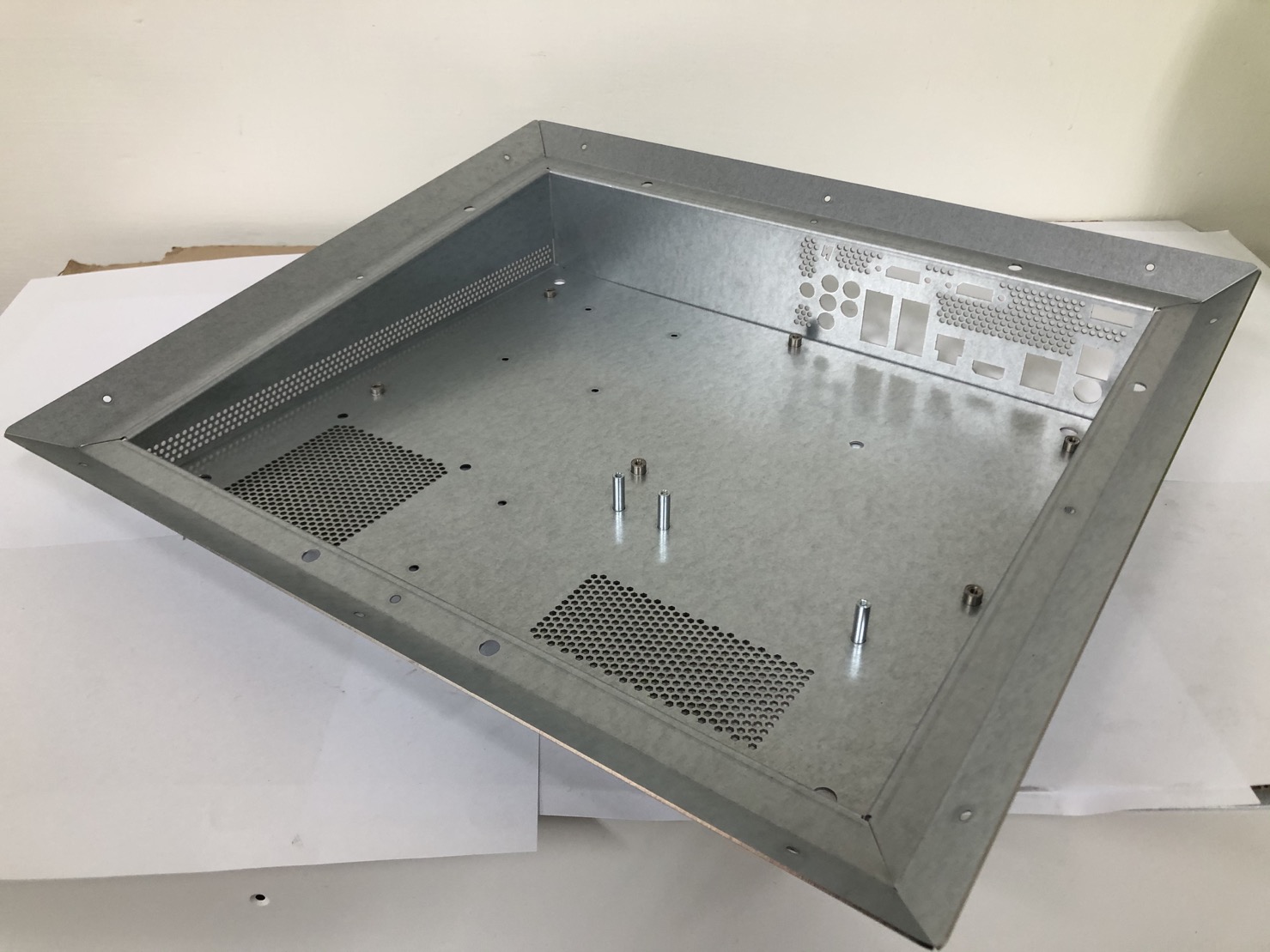 機箱體(伺服器底座)