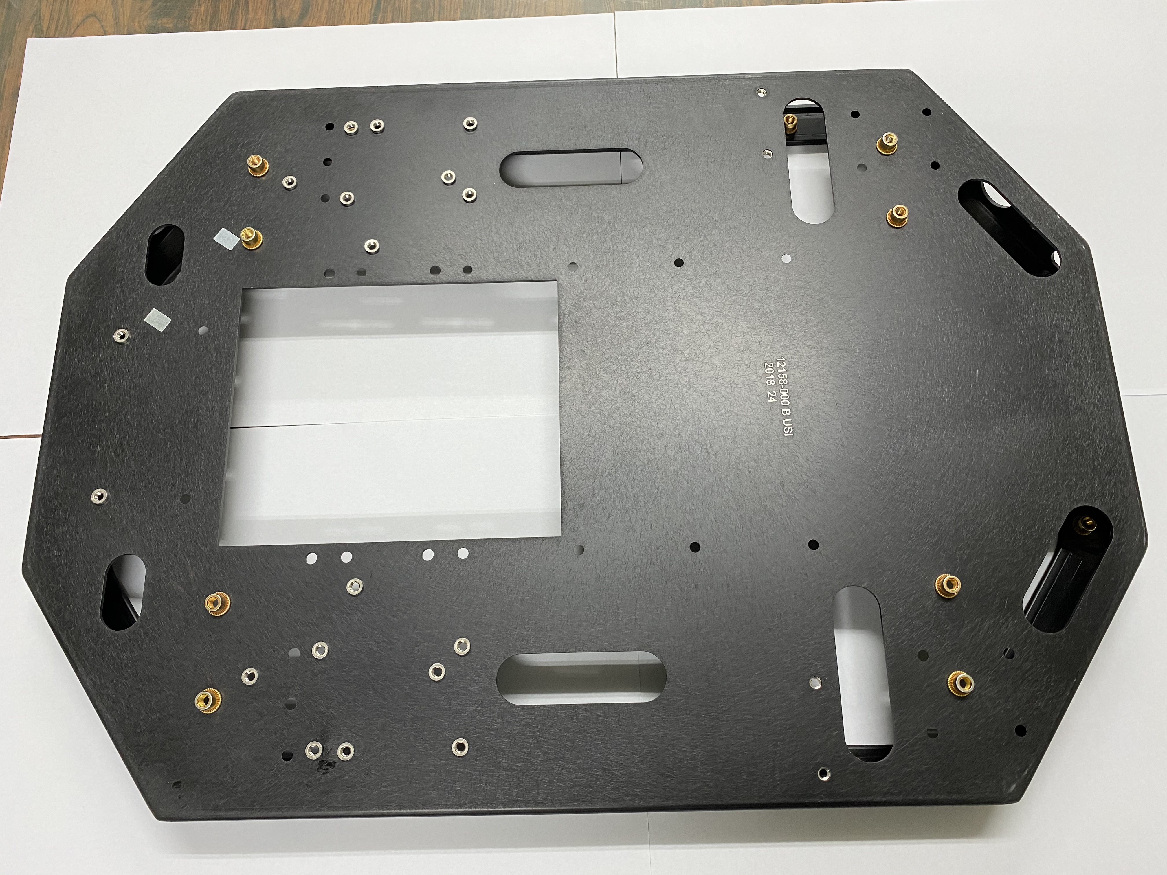 機箱體(伺服器底座)