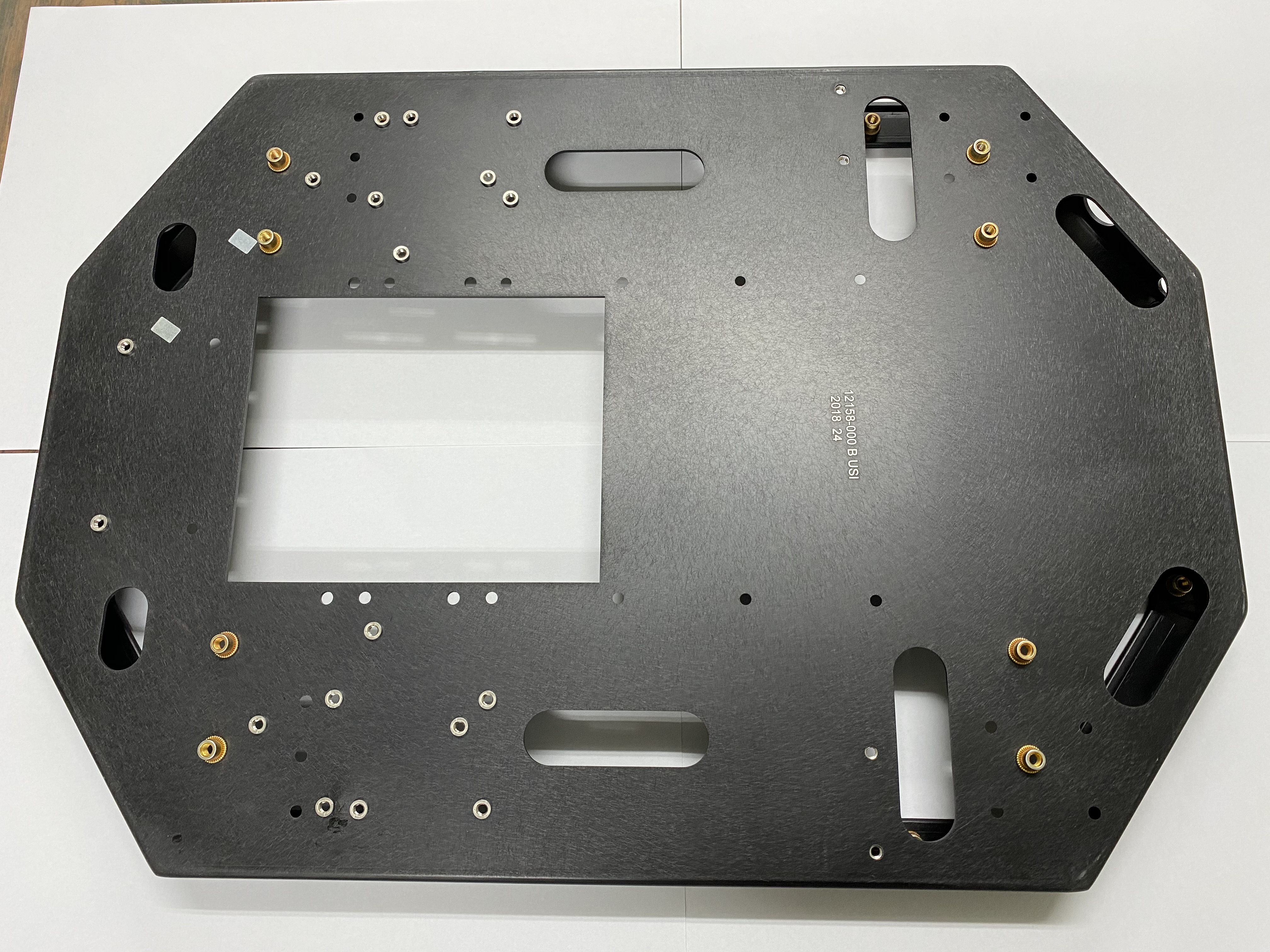 機箱體(伺服器底座)