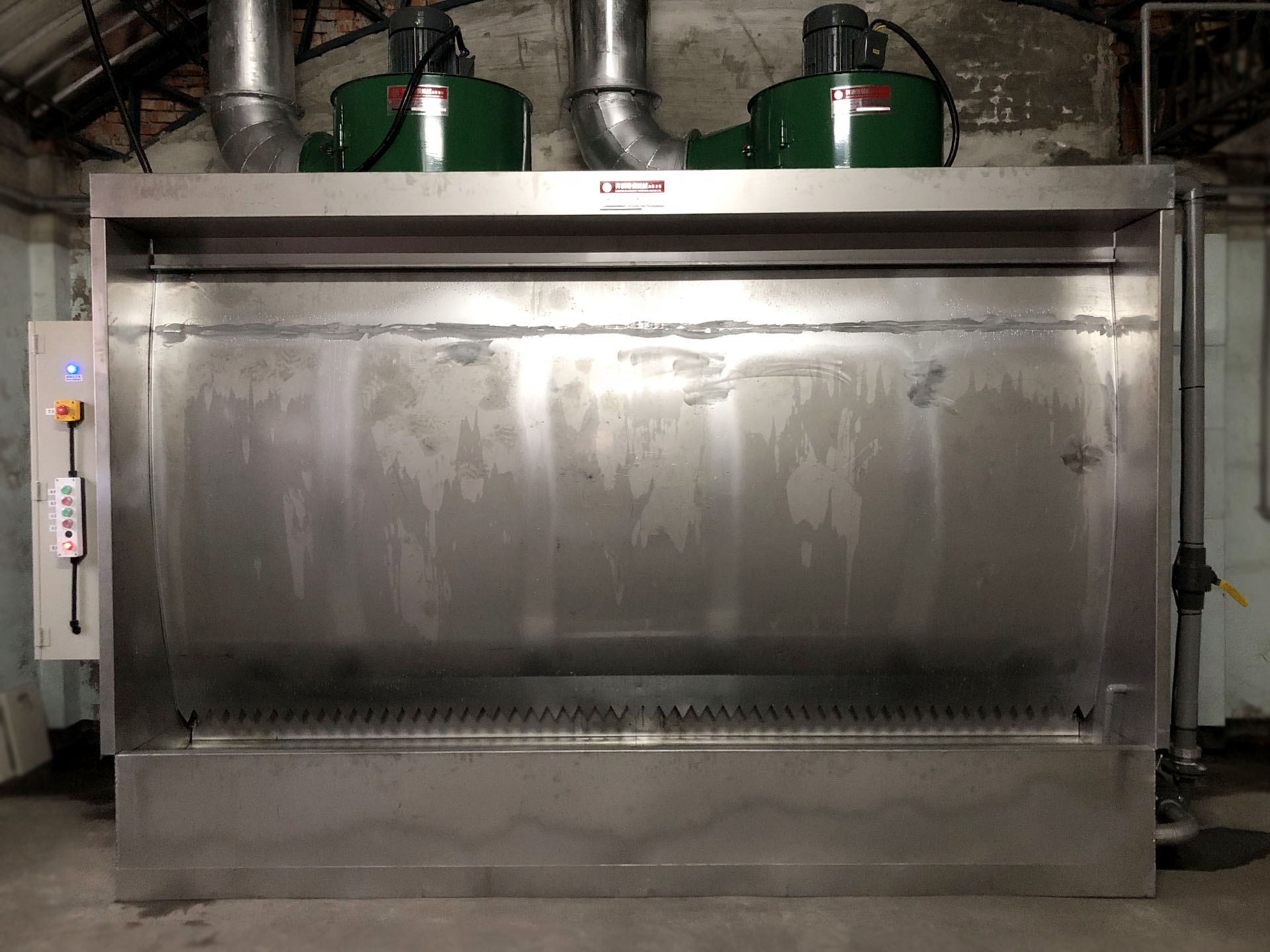 渦流式水幕塗裝噴房