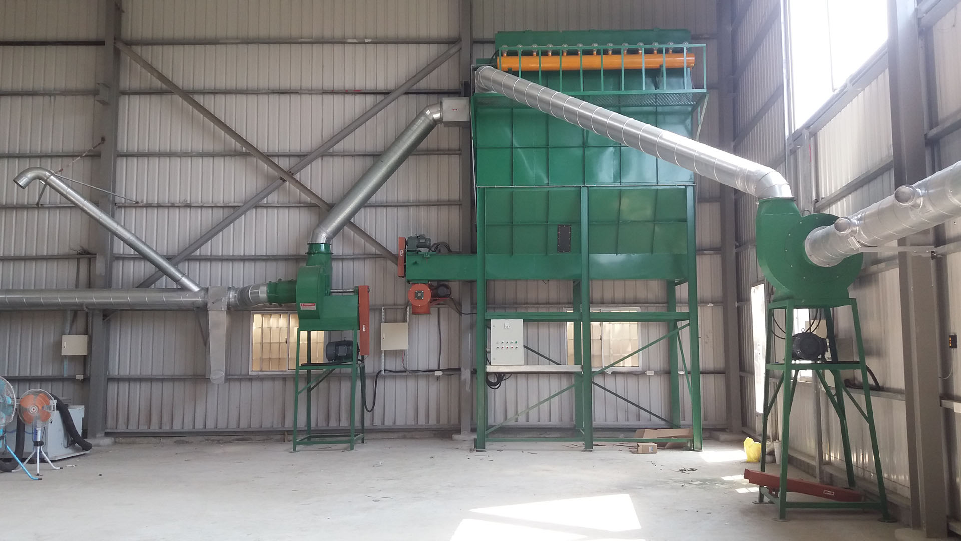 彈夾式、袋濾式脈動式集塵器