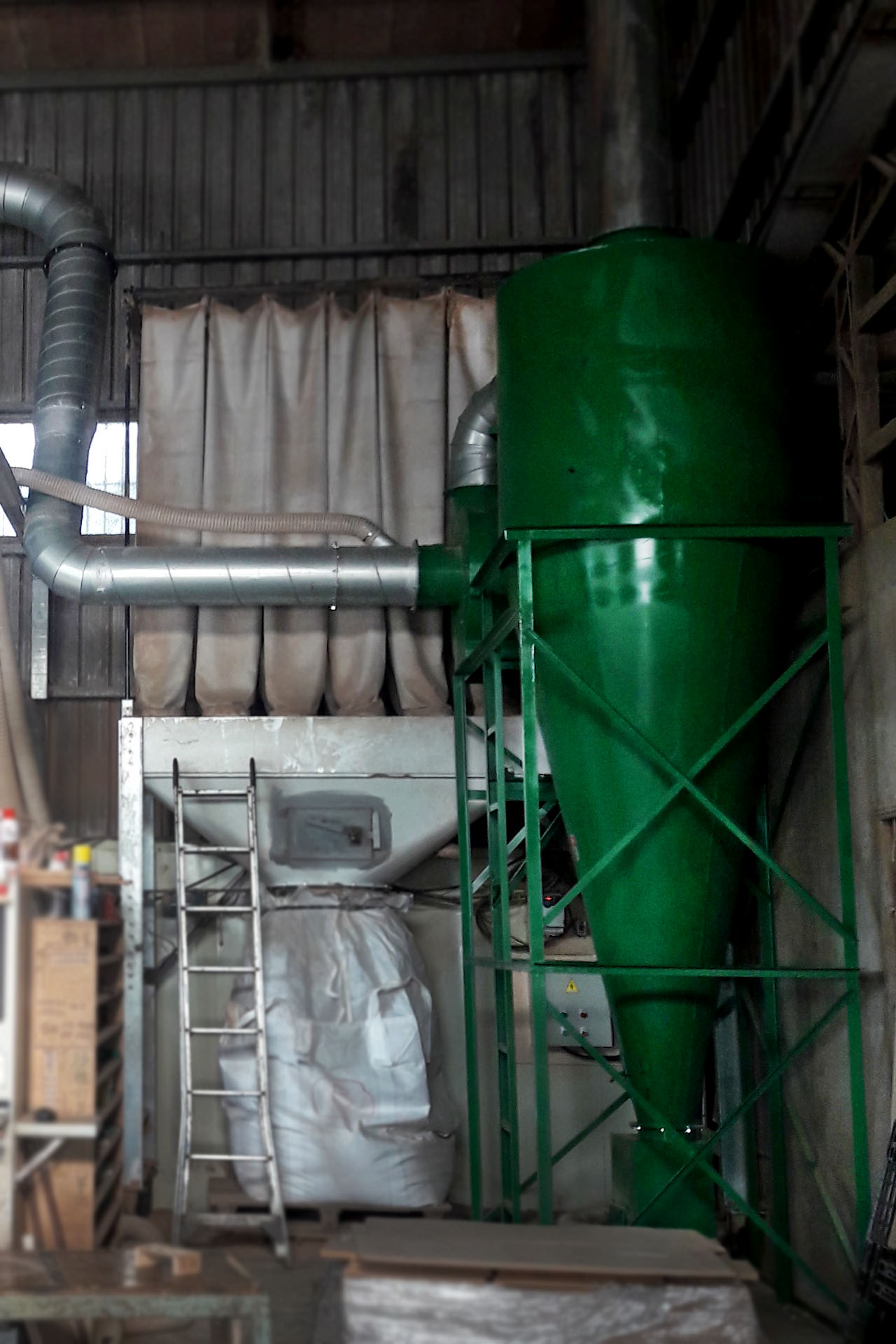 布管式集塵機(袋濾式集塵太空包)