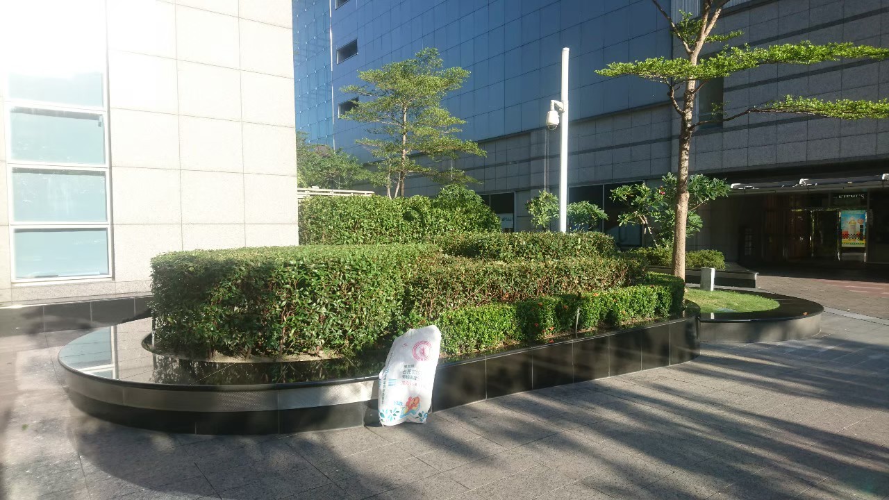 台北庭園園藝割草修剪整理-園藝修剪整理,鋸樹矮化作業,花草樹木種植,園藝造園工程,庭院花園整理,割草鋸樹修剪-免費現勘