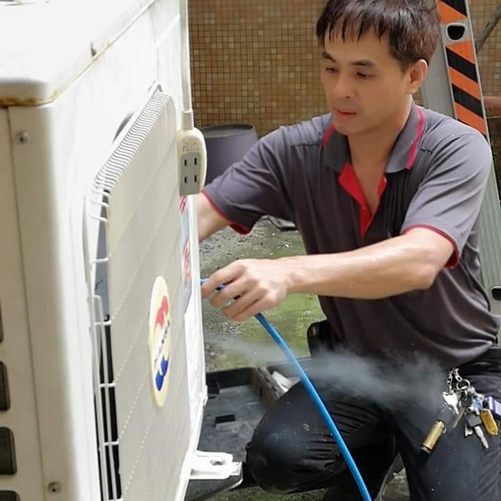 冷氣室外機維修/安裝(台南宏瑋電器)