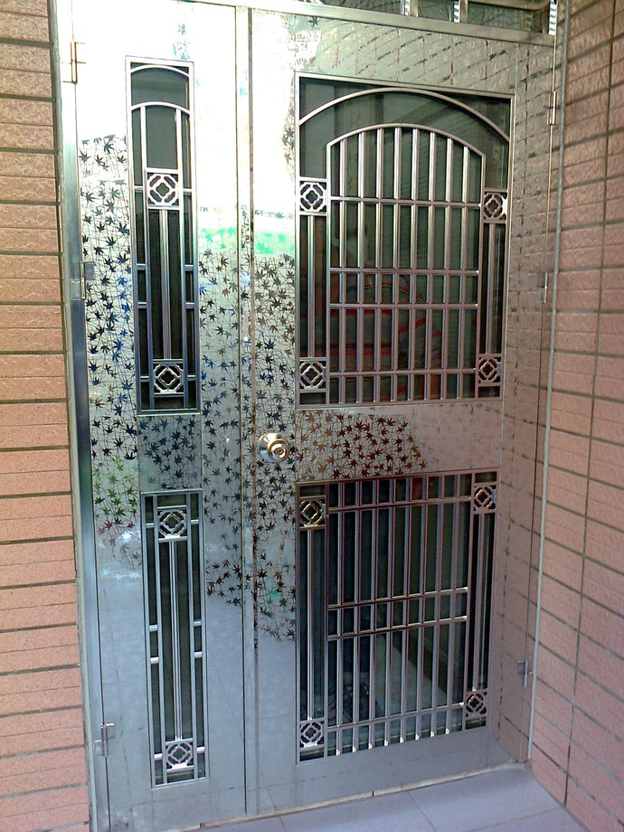 經典皇冠子母門