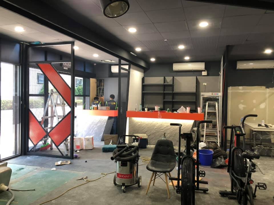 艾斯靈魂巨蛋店