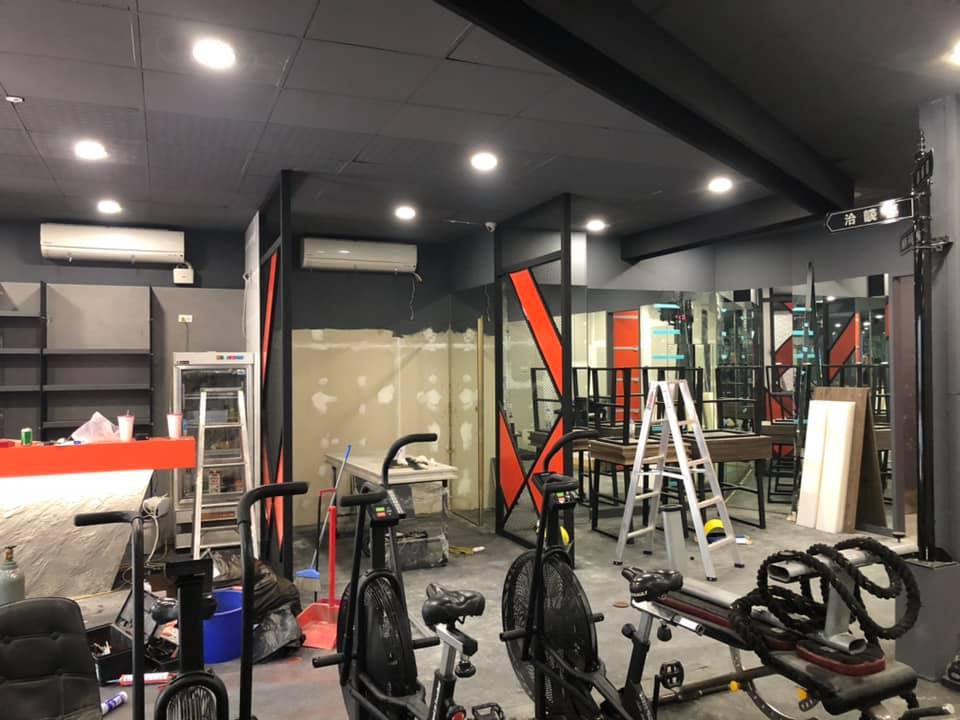 艾斯靈魂巨蛋店