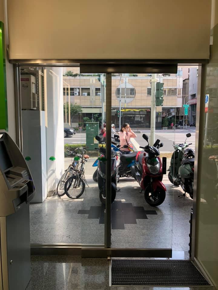 國泰世華前金分行