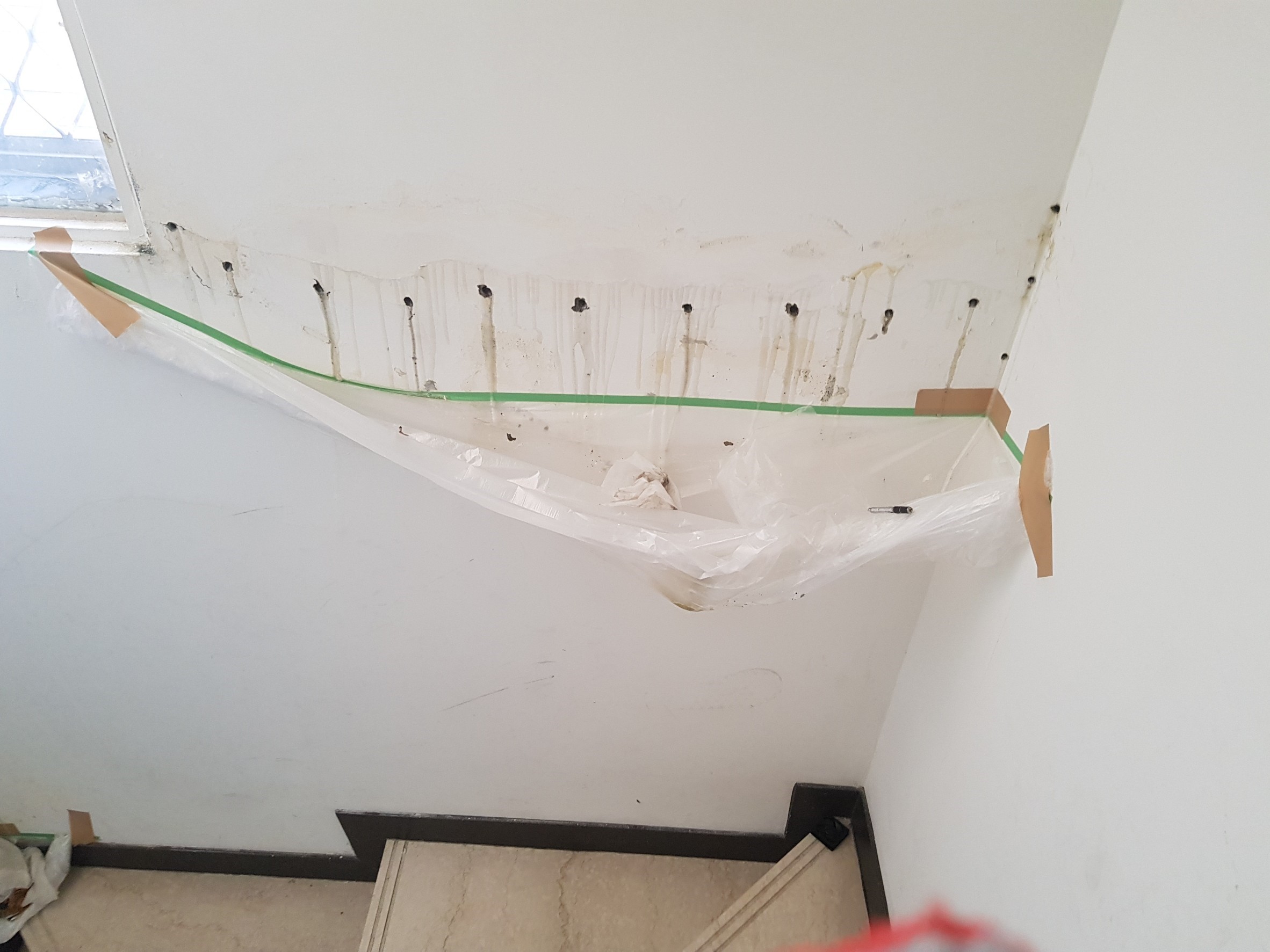 樓梯轉角滲水處理