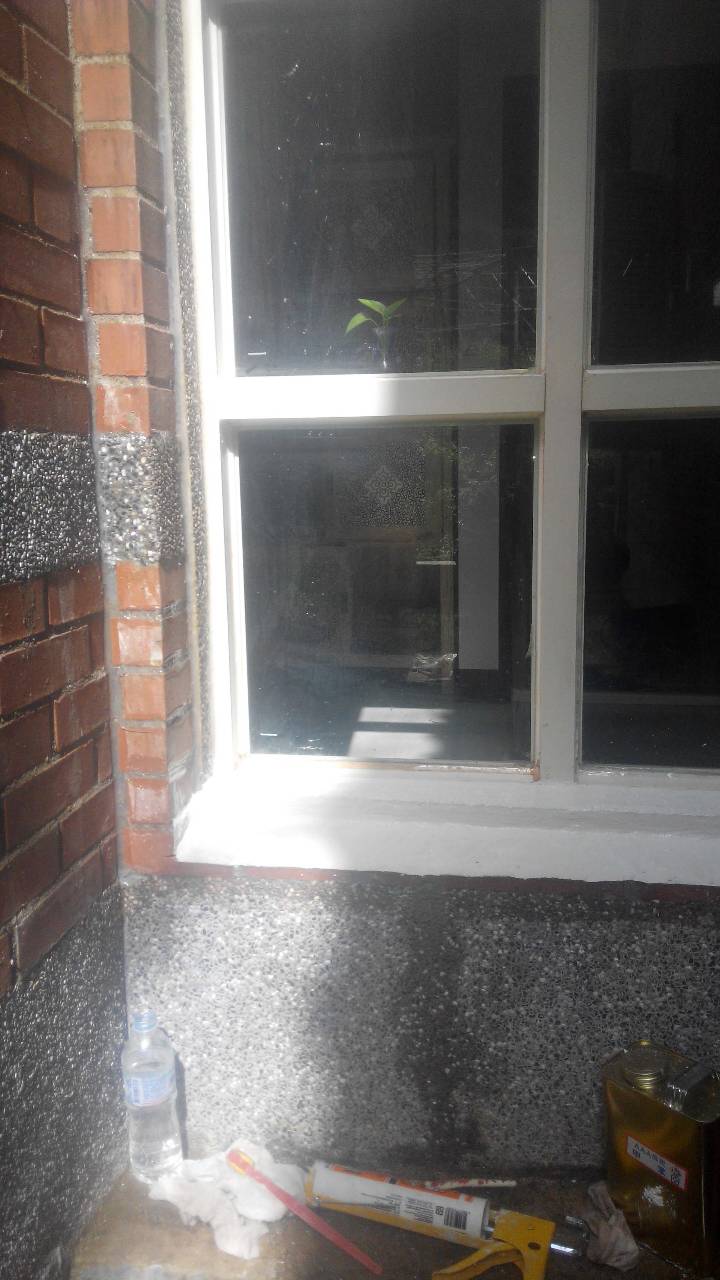 耐候防水材塗刷