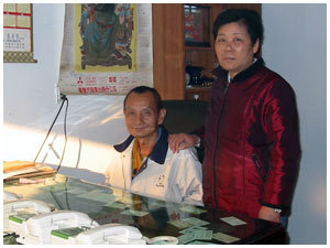 欣欣搬家公司-朱氏夫妻