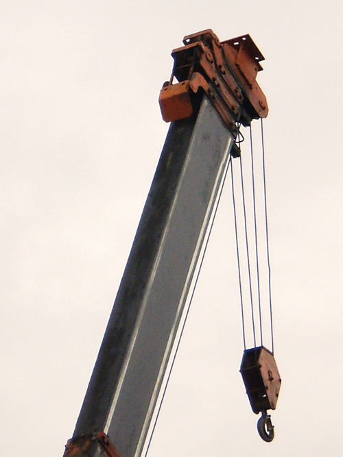 欣欣搬家公司-吊車搬家