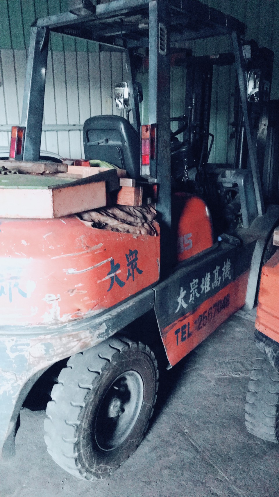 大眾堆高機起重行-南投堆高機出租