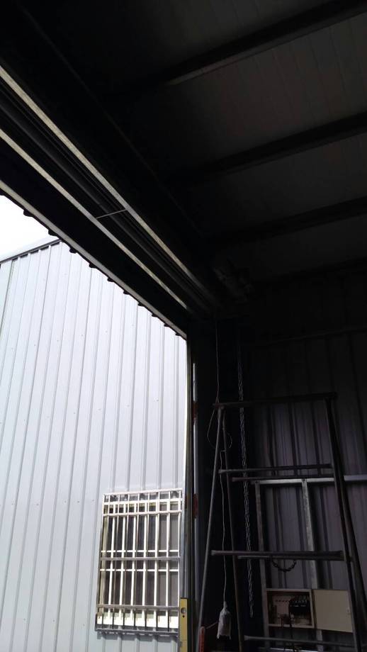 鐵捲門安裝