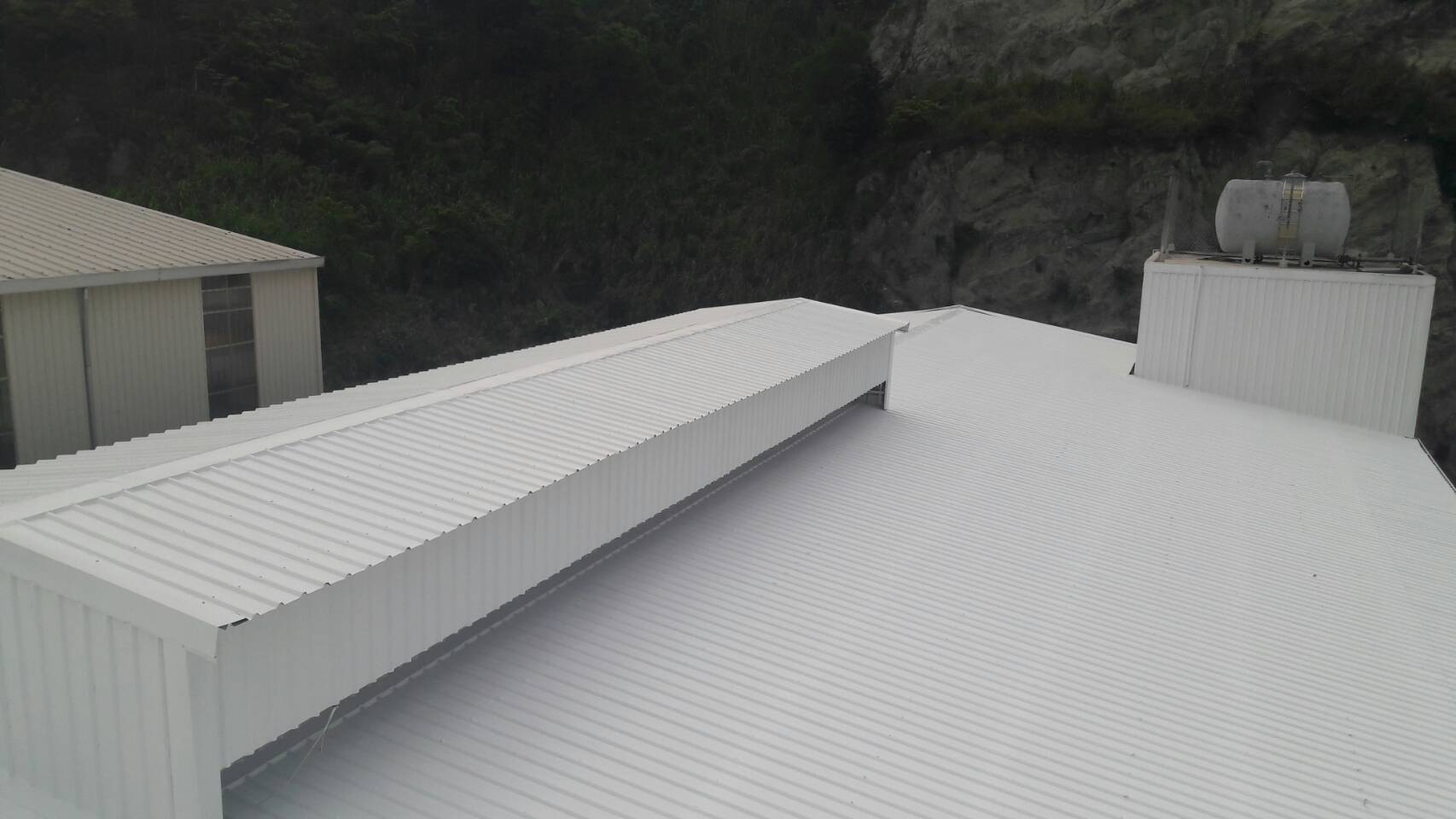 鐵皮屋隔熱防水施工