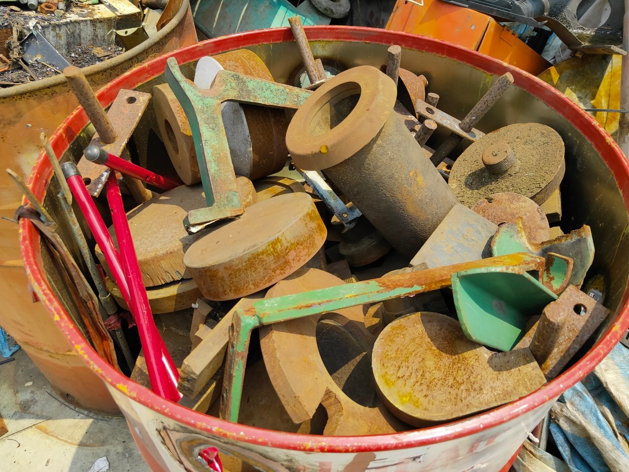 各式報廢五金零配件