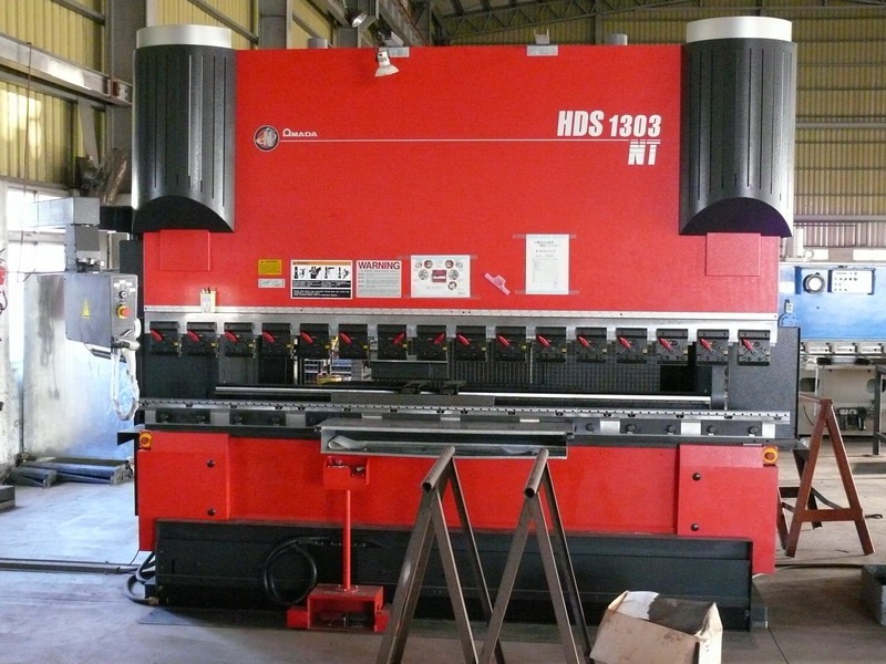 電腦折床(廠內生財設備)