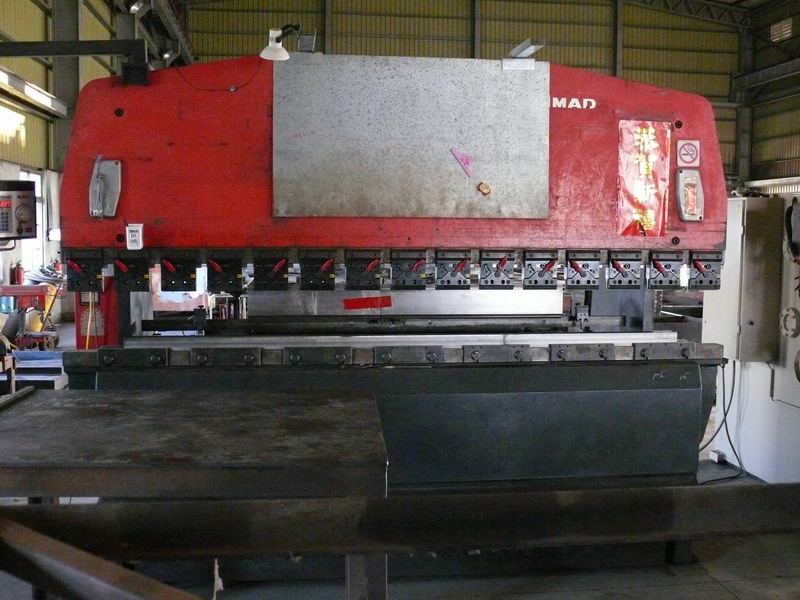 折床(廠內生財設備)