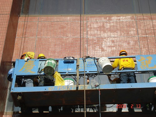 外牆透明水晶漆防水工程高空作業