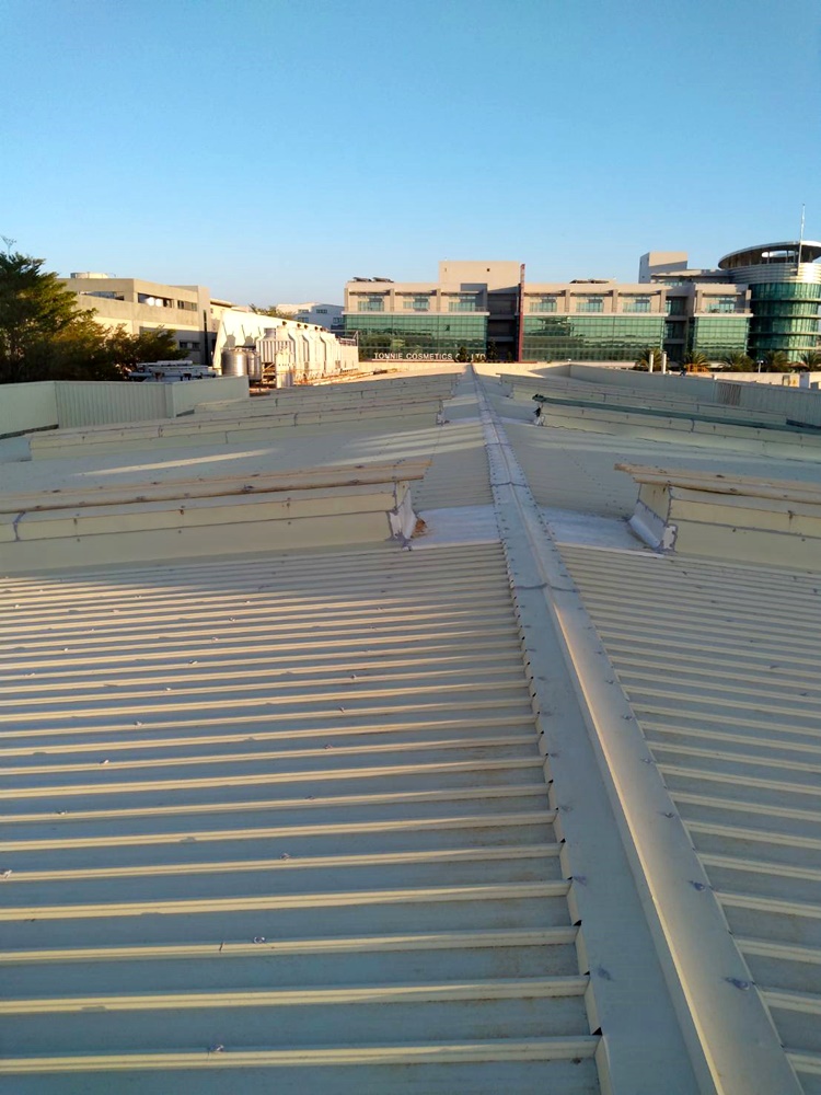 彰化烤漆浪板施工